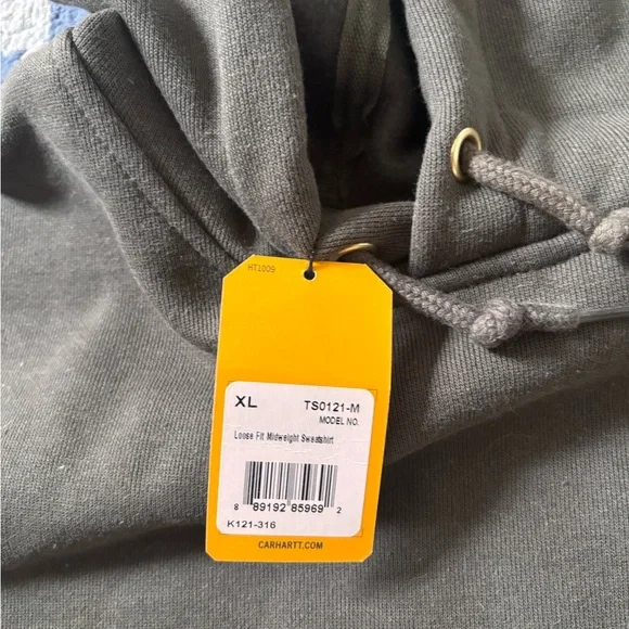 Heavy Carhartt Sweatshirt (tags on-never worn) - Picture 3 of 4